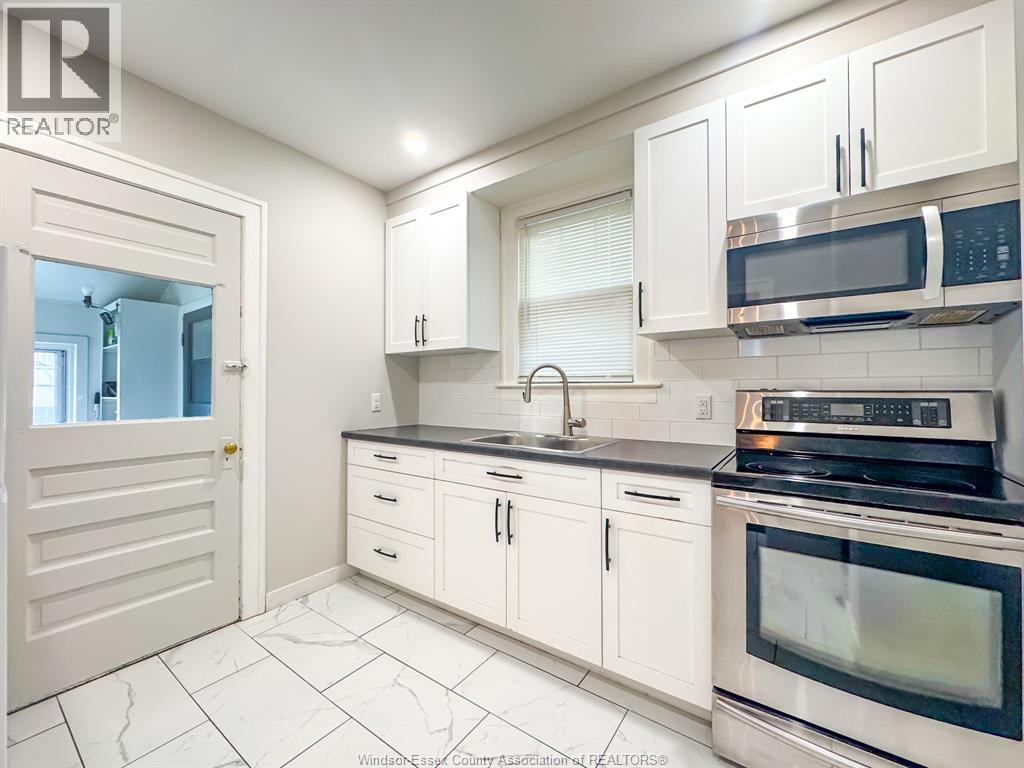 1111 ELSMERE - 7