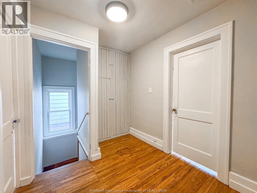 1111 ELSMERE - 8