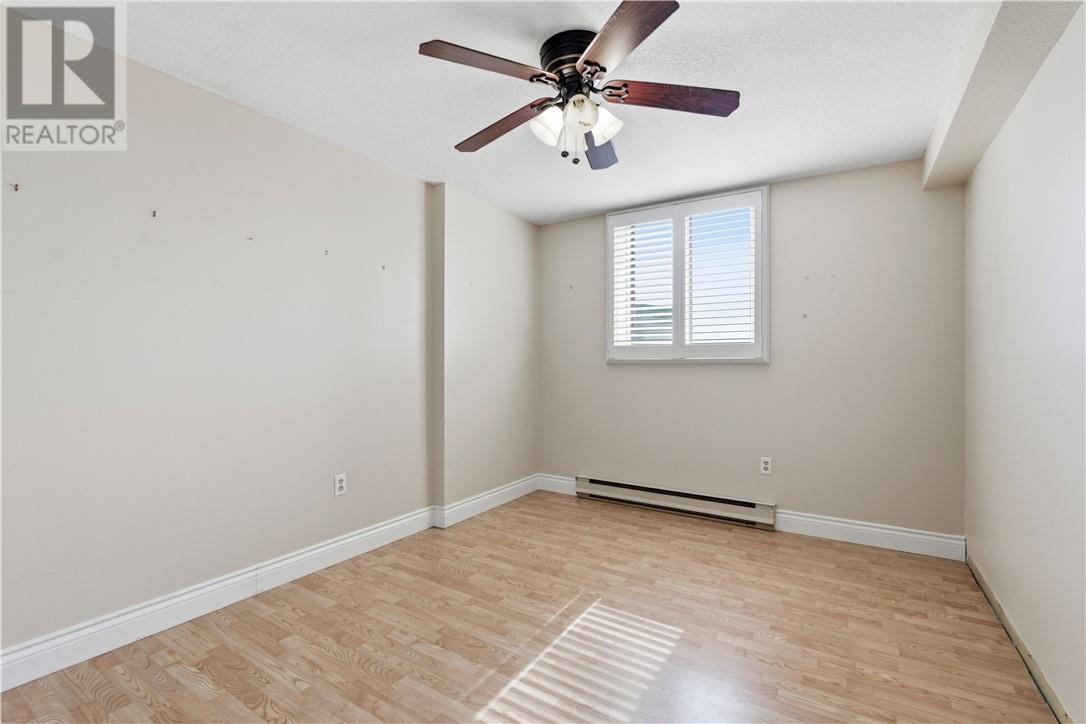 2000 Regent Unit# 501 - Image 18