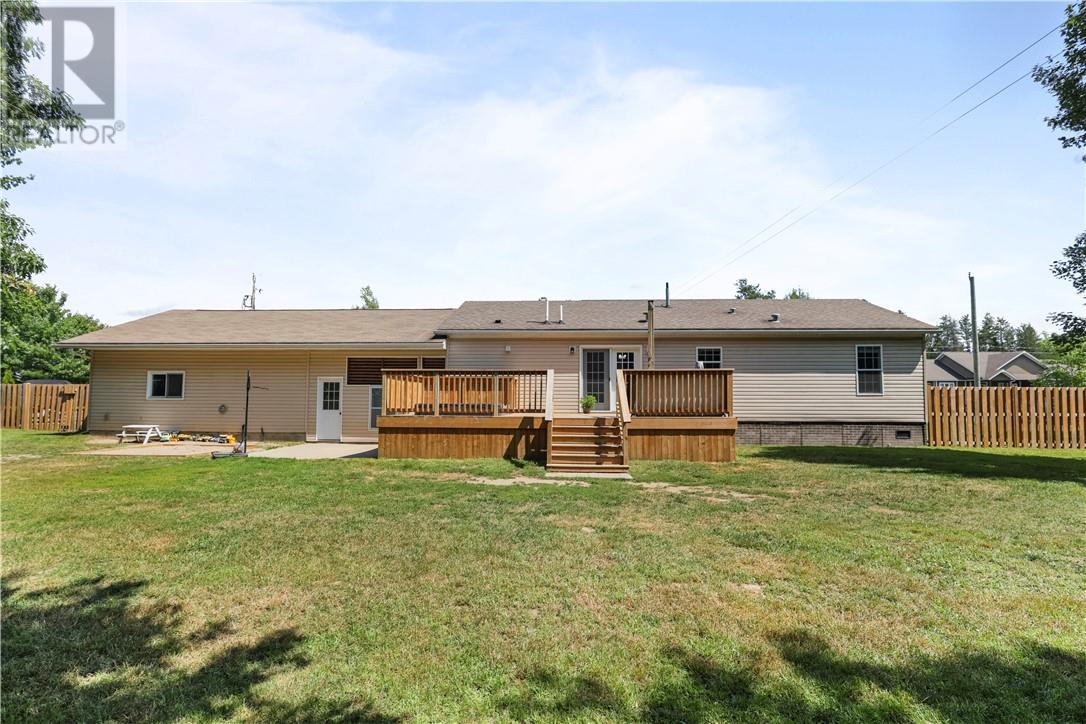 124 YOCOM Drive - 7