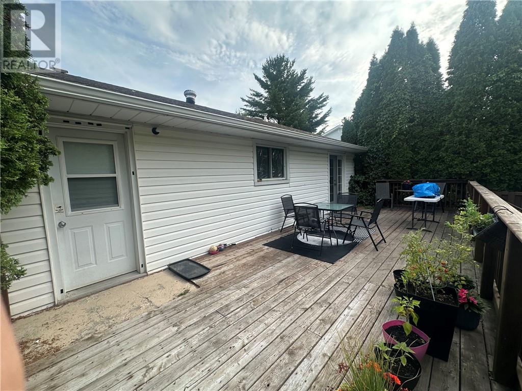 3039 Hines Street - 23