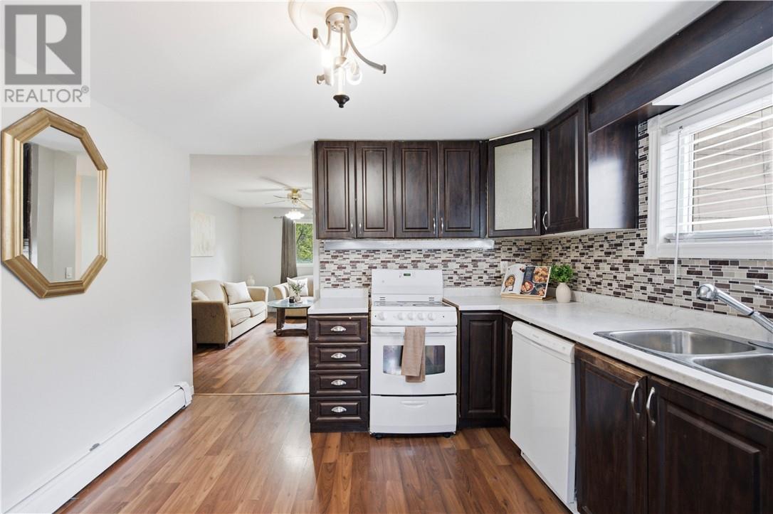 181 Douglas Street - 5