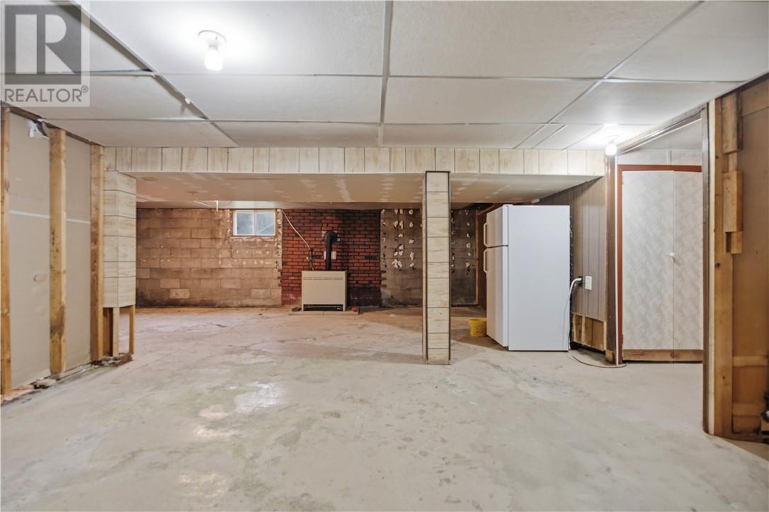 799 Belanger Street - 22