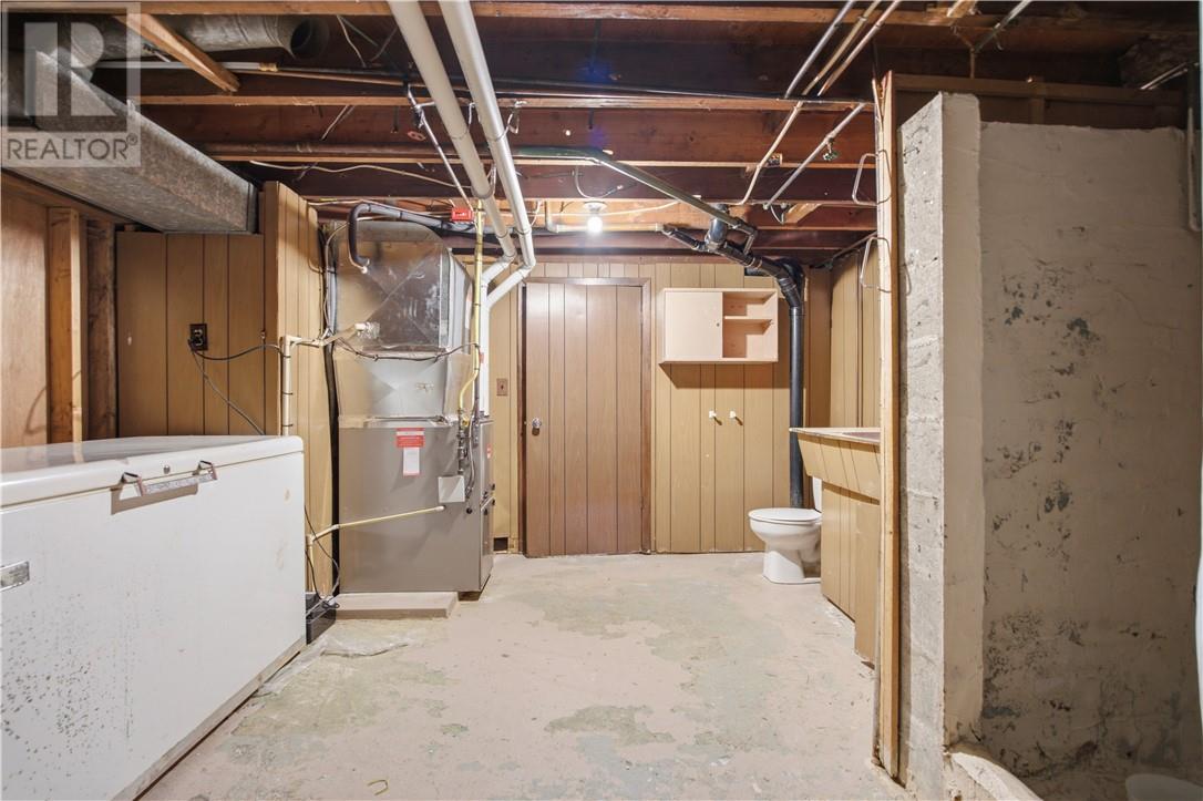 799 Belanger Street - Image 26