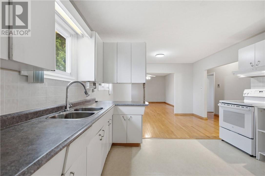 799 Belanger Street - Image 4