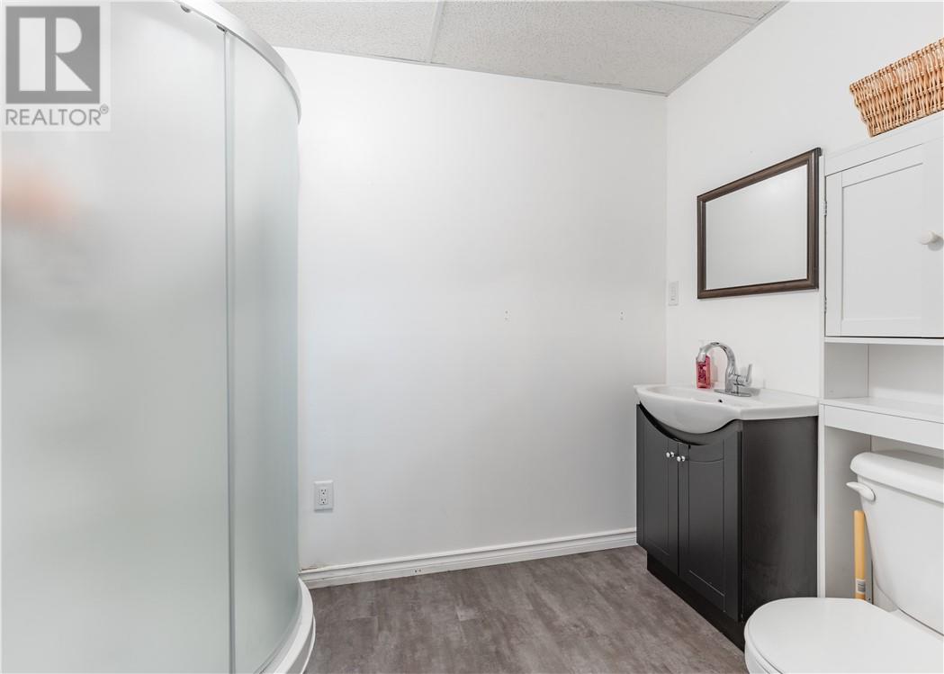 17 Sycamore Street - Image 27