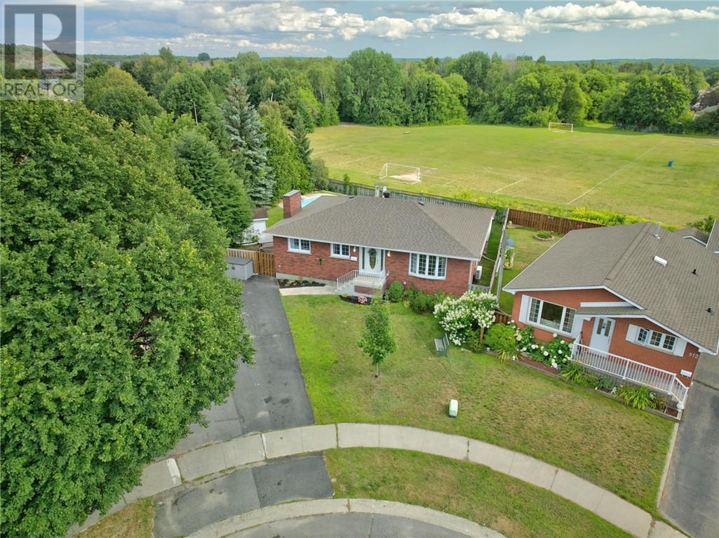 516 Camelot Drive - Image 4