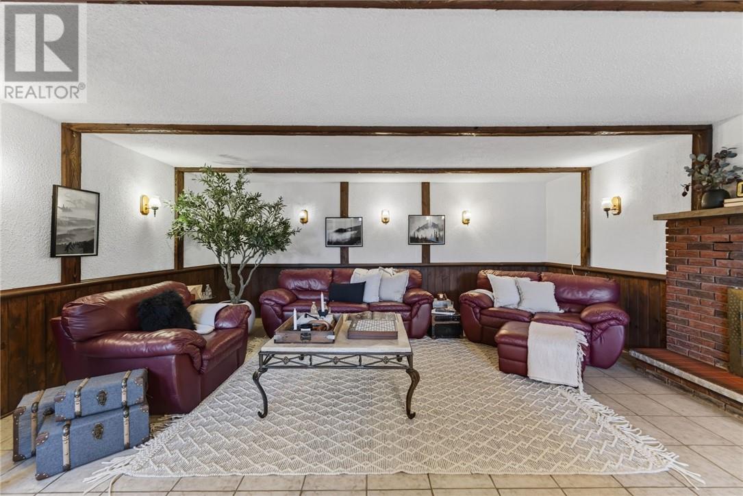 516 Camelot Drive - 64