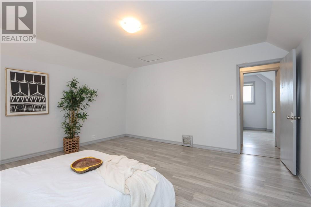 1 Domenico Street - Image 17