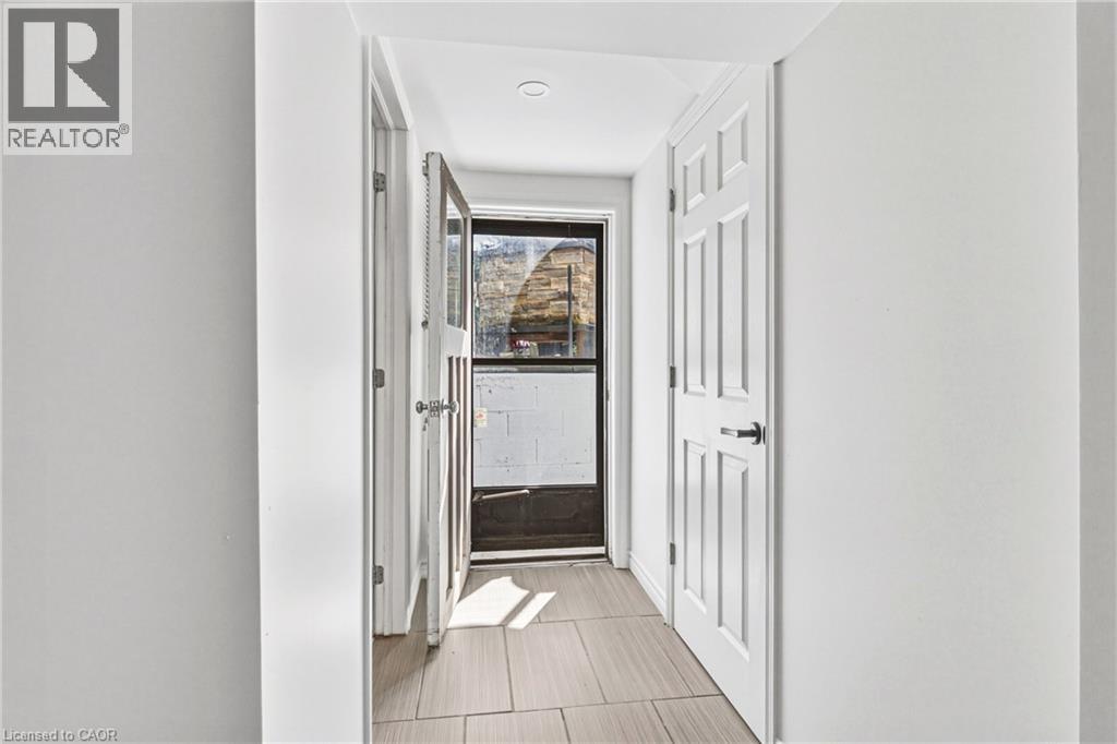 742 FRANCIS Road - Image 29