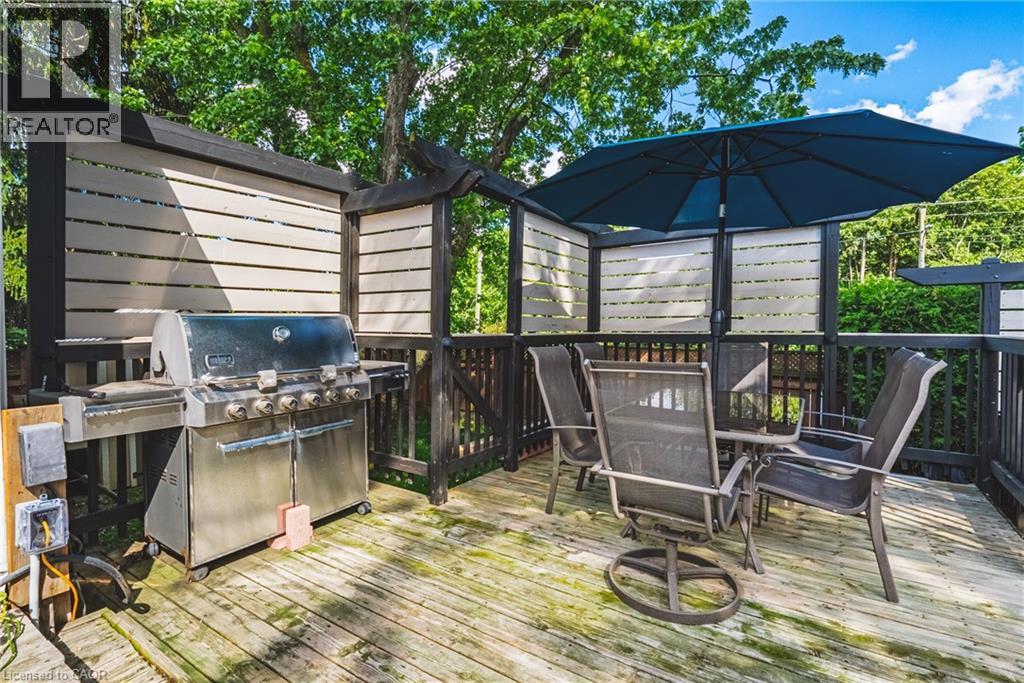 742 FRANCIS Road - Image 32