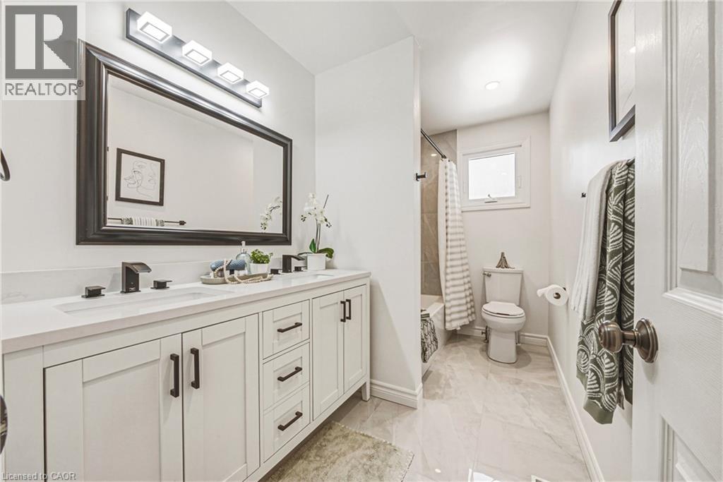 742 FRANCIS Road - Image 18