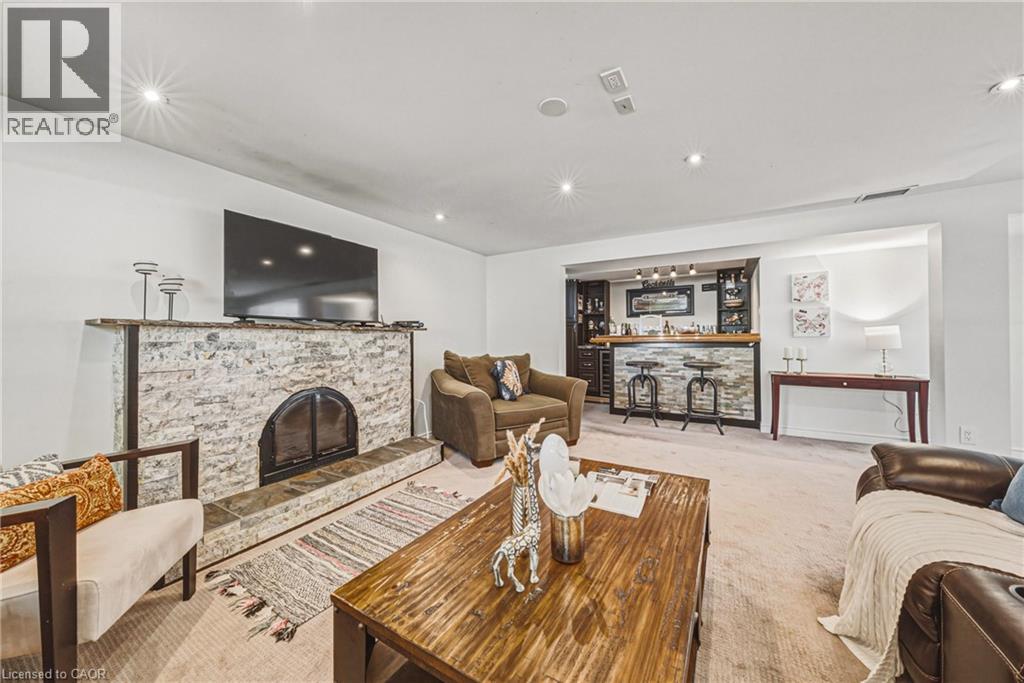 742 FRANCIS Road - Image 23