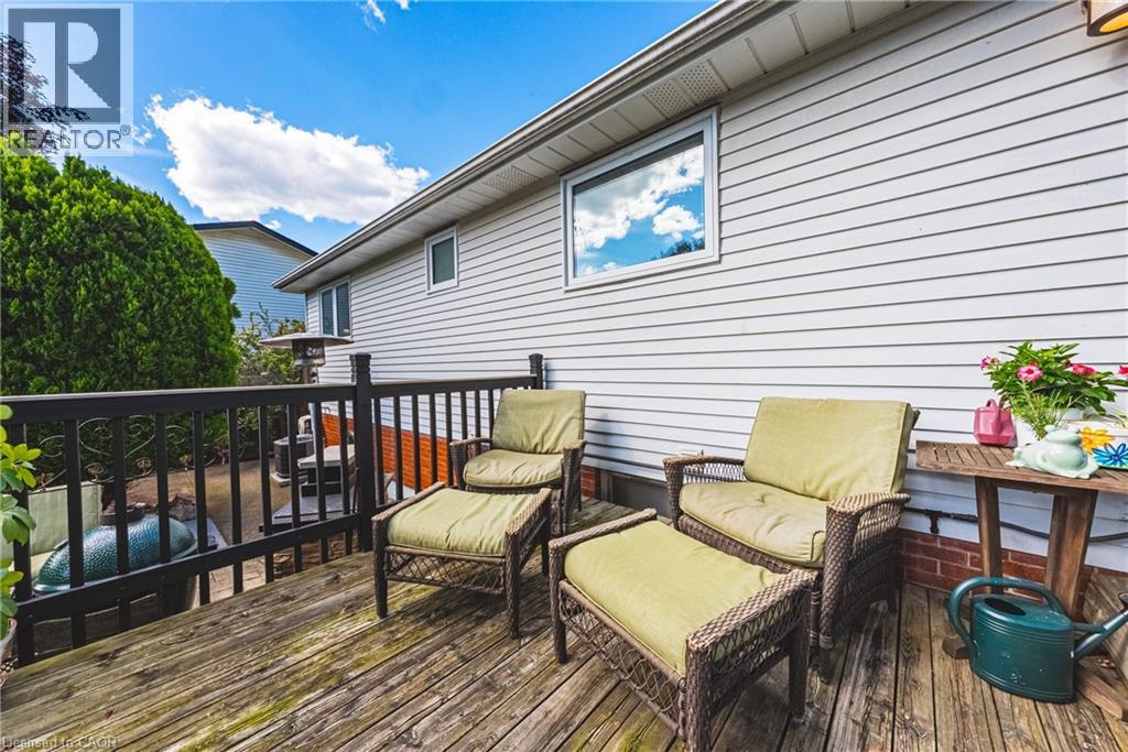 742 FRANCIS Road - Image 30
