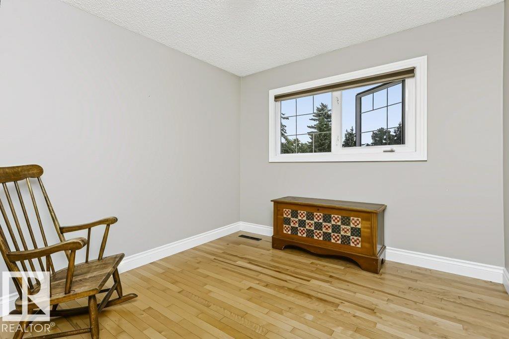 4707 108 Avenue NW - Photo 23