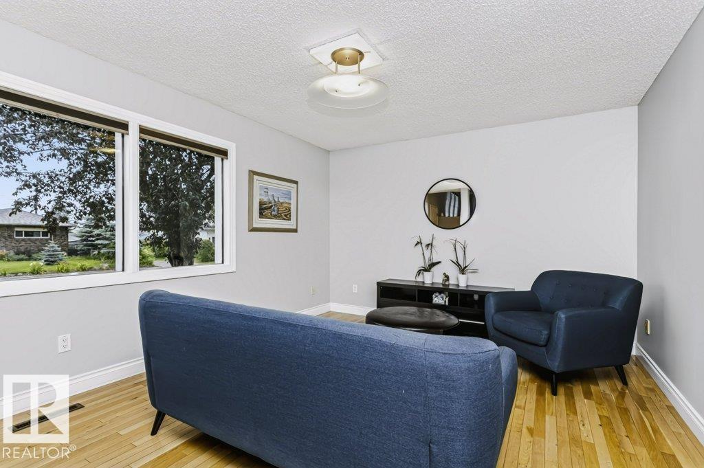 4707 108 Avenue NW - Photo 24