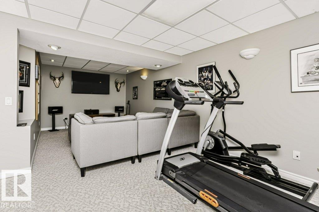 4707 108 AV NW - 32