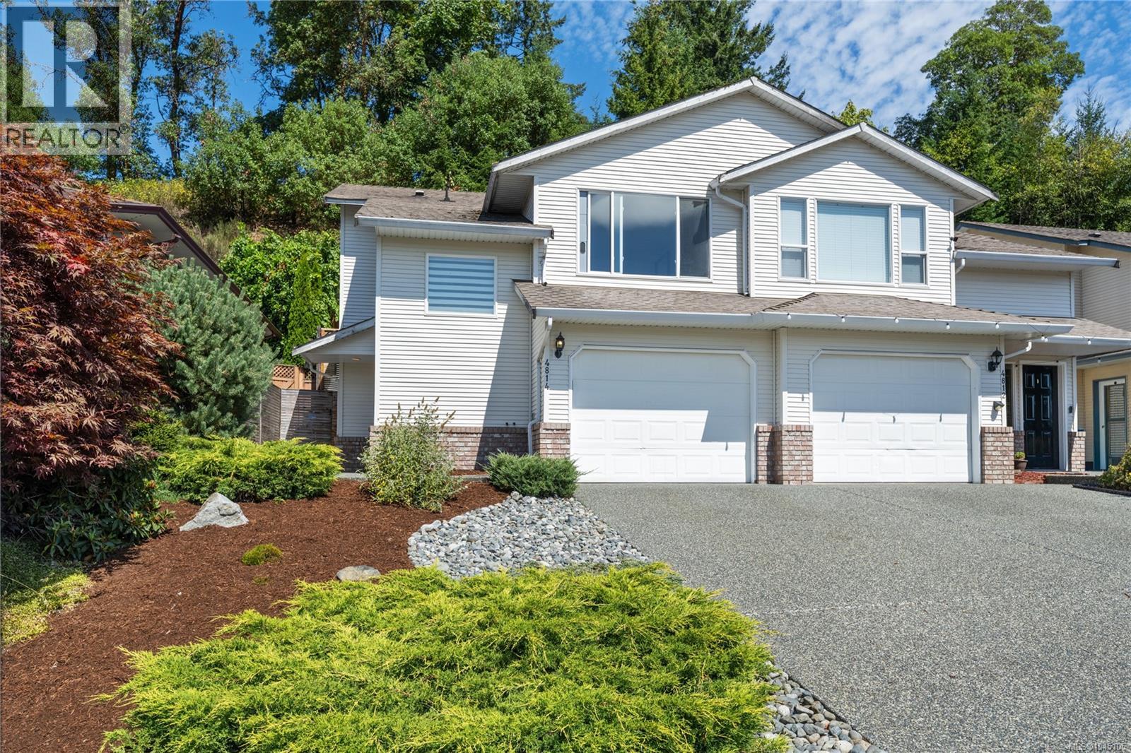 4814 Fairbrook Cres - 1