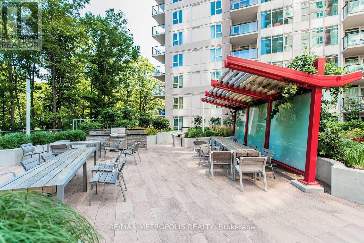 180 BOROUGH DRIVE - Image 41