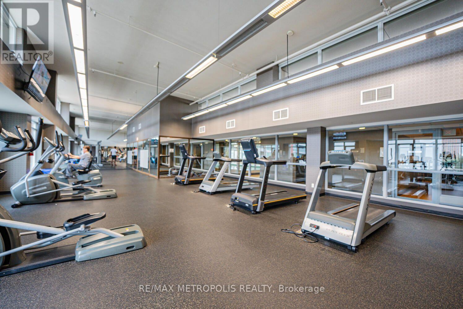 180 BOROUGH DRIVE - Image 35
