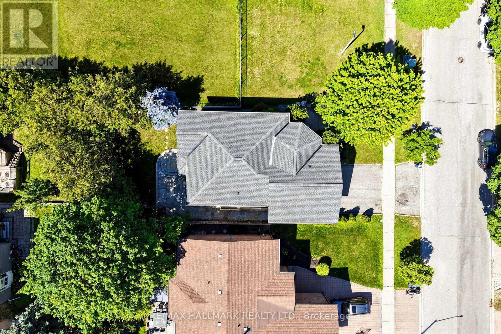 145 OLD SURREY LANE - Image 30