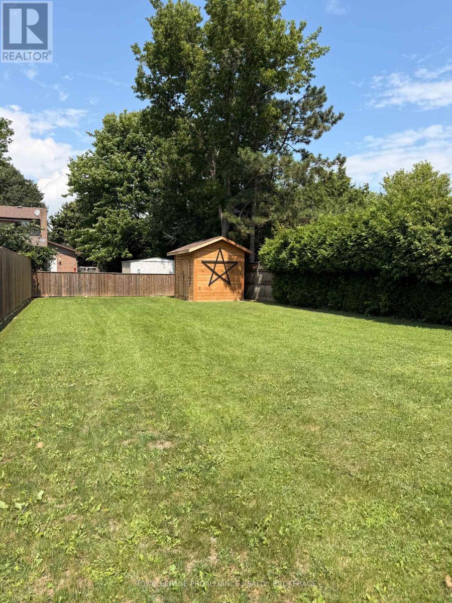 16 GRENADIER DRIVE - Image 34