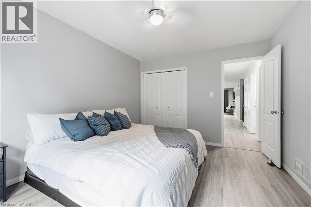 31 GALILEO Boulevard - Image 19