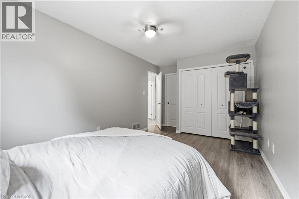 31 GALILEO Boulevard - Image 21