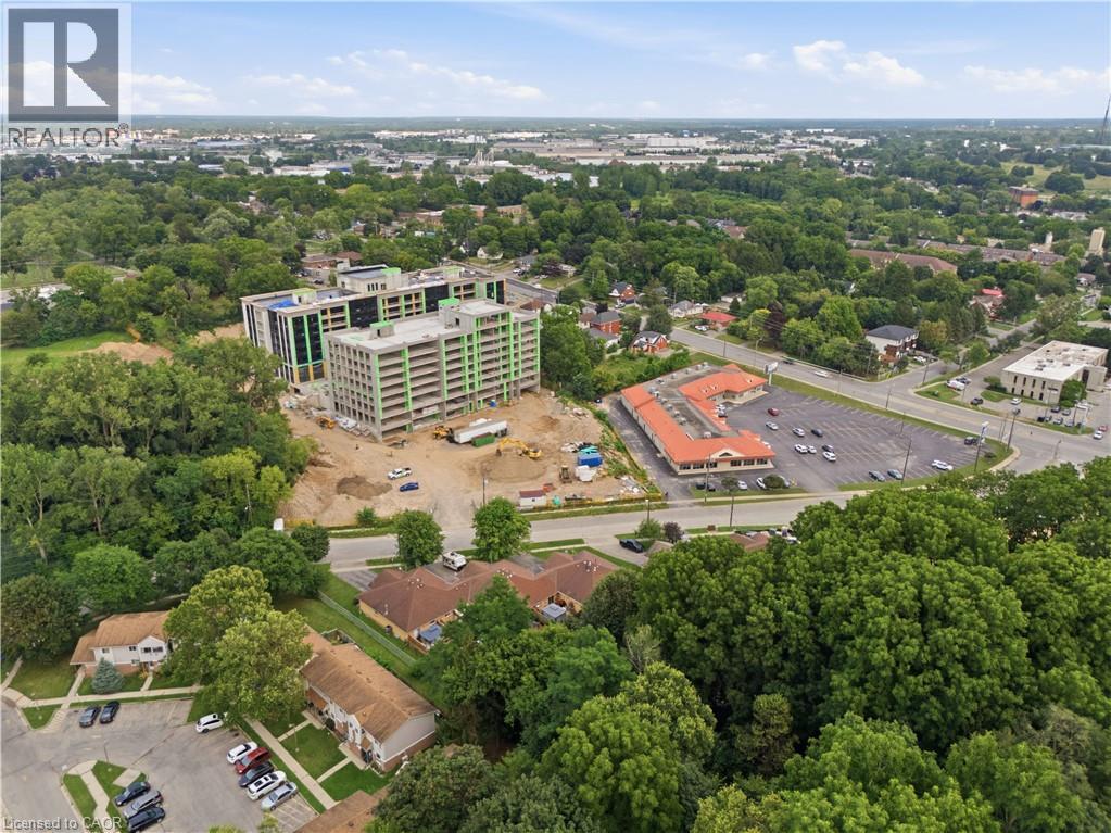 31 GALILEO Boulevard - Image 46