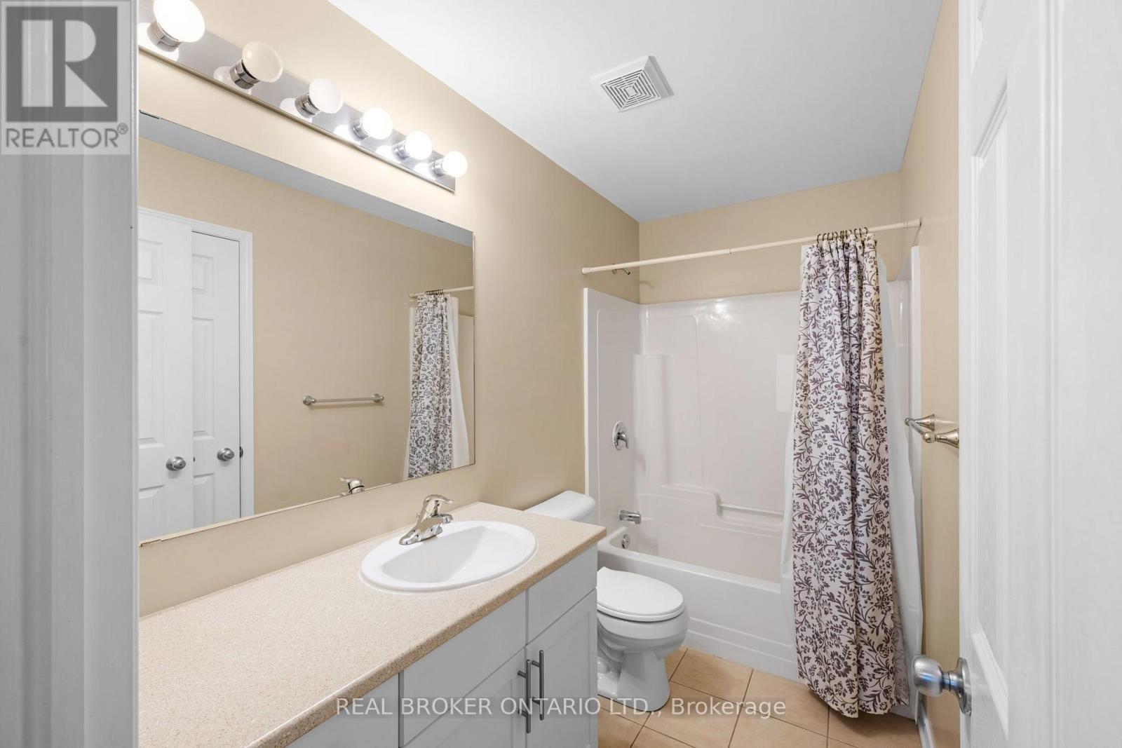 3 Bed, 3 Bath House for Rent in Ottawa – 306 ALDWORTH PRIVATE, Ottawa – MLS# X13658358 - Image 17