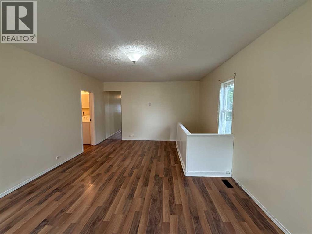 4911 53 Avenue - Photo 7