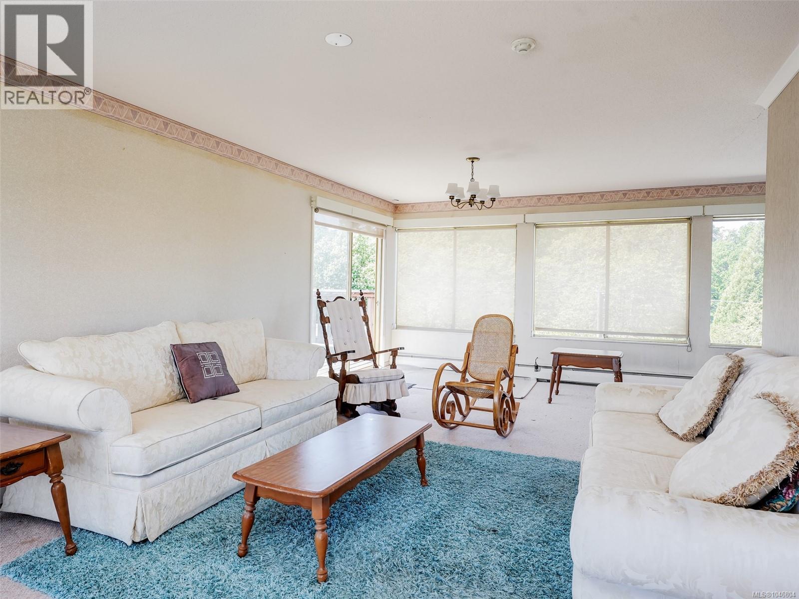 #401 964 Heywood Ave - Image 25