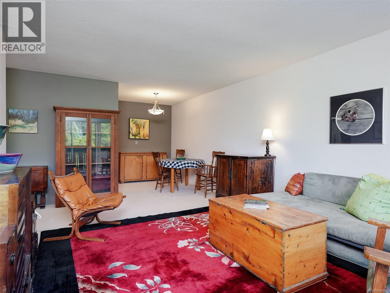 #401 964 Heywood Ave - 3