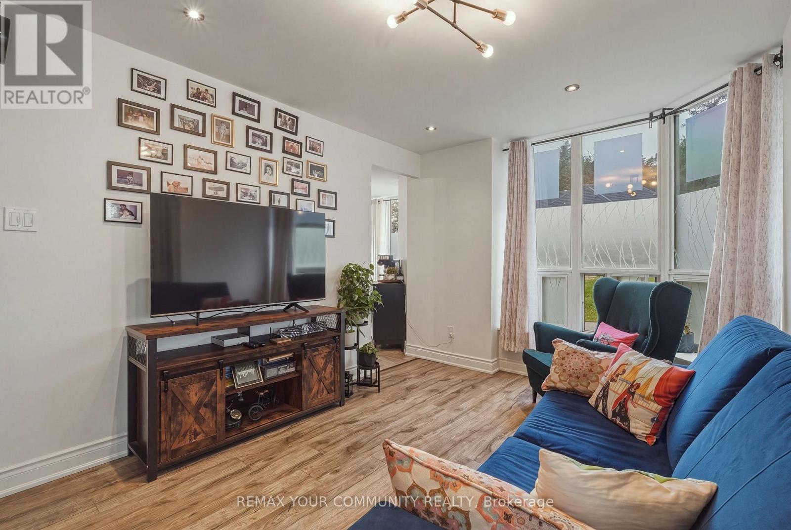 #103 410 MCLEVIN AVENUE - 13