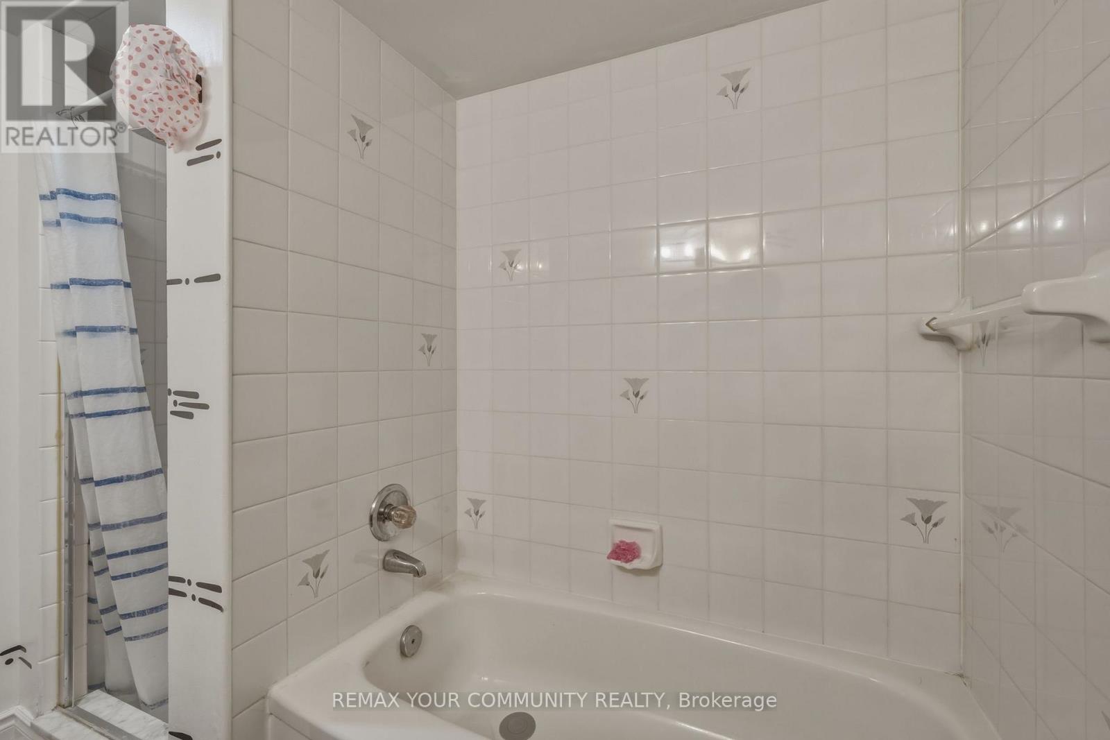 #103 410 MCLEVIN AVENUE - Image 31