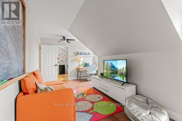 1102 BURNSIDE DRIVE - Image 25
