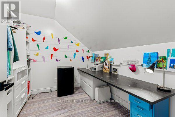 1102 BURNSIDE DRIVE - Image 26