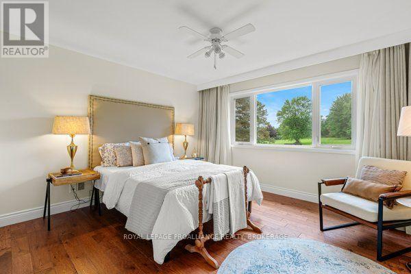 1102 BURNSIDE DRIVE - Image 28