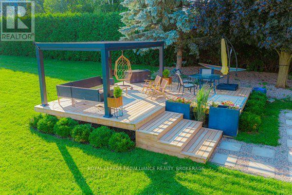1102 BURNSIDE DRIVE - 36