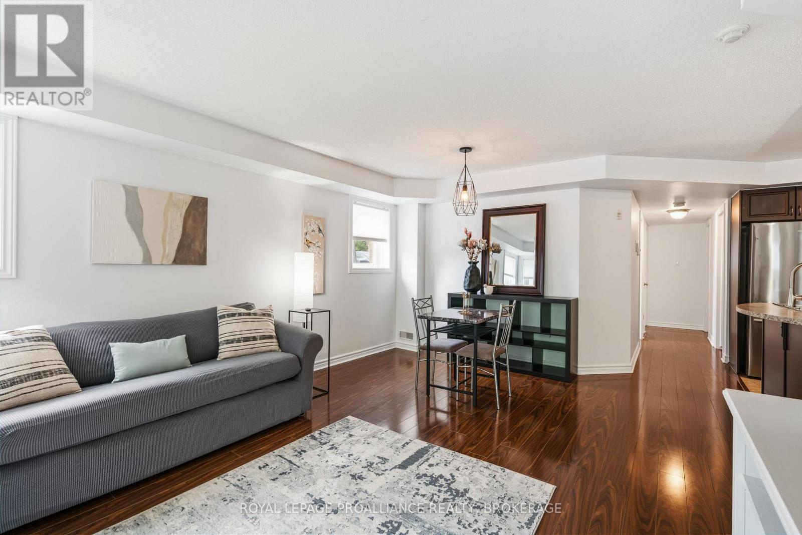 2 Bed, 2 Bath House for Sale in Ottawa – 2 – 510 STONEFIELD PRIVATE, Ottawa – MLS# X13669454 - Image 16