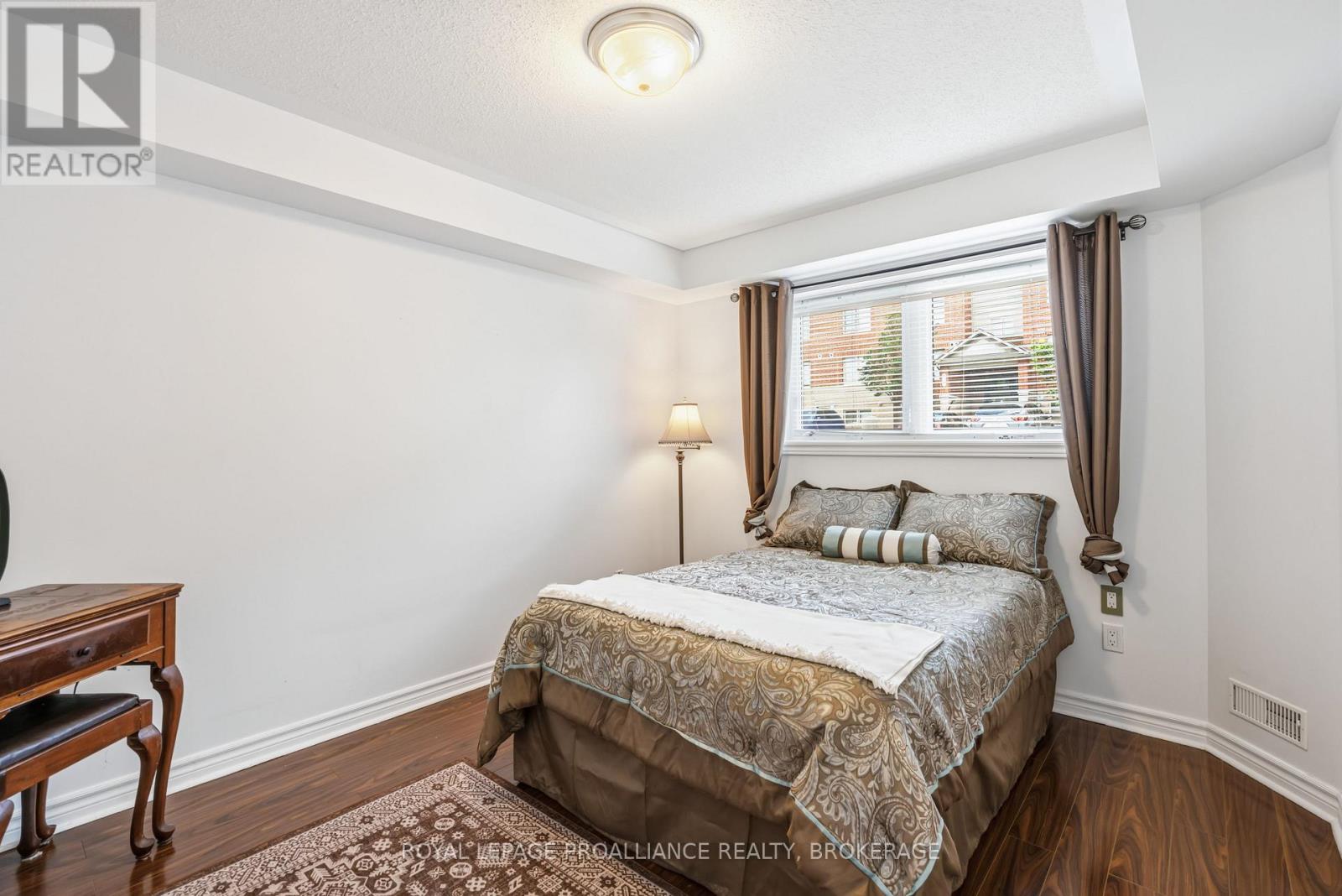 2 Bed, 2 Bath House for Sale in Ottawa – 2 – 510 STONEFIELD PRIVATE, Ottawa – MLS# X13669454 - Image 17