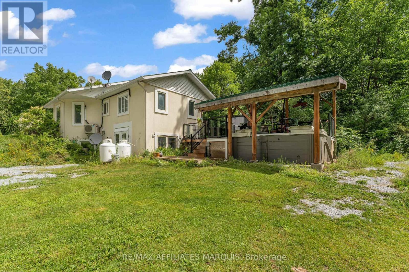 687 ZEALAND ROAD - Image 4
