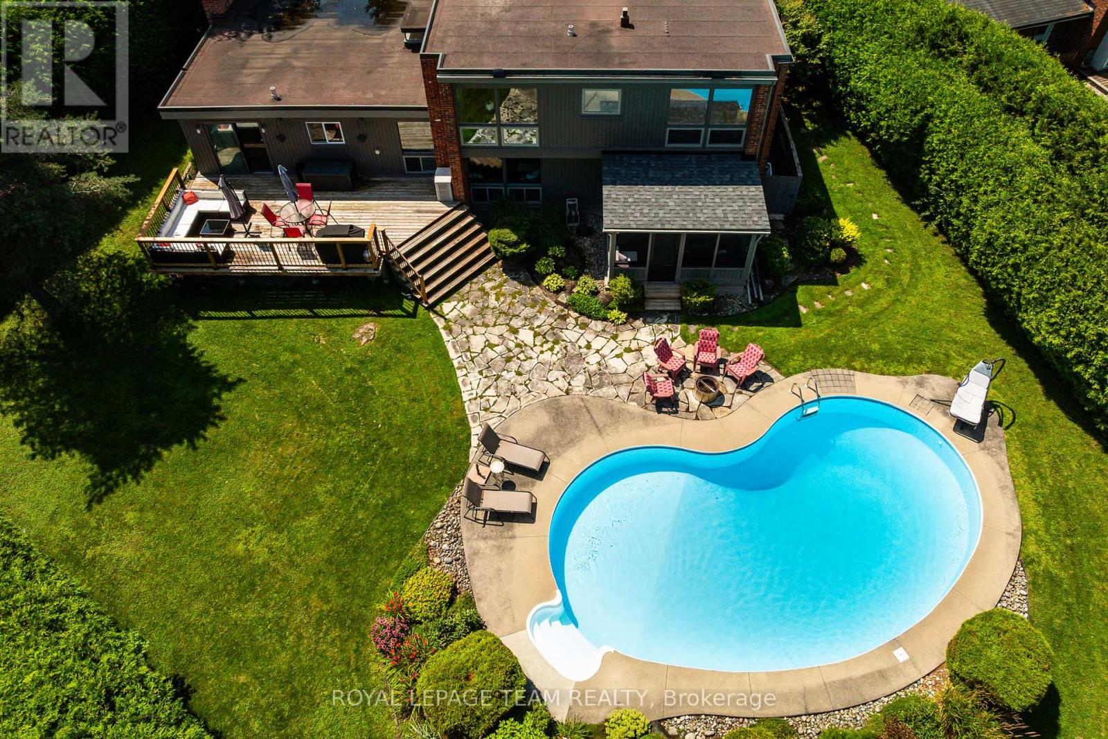 4 Bed, 3 Bath House for Sale in Ottawa – 87 PENTLAND PLACE, Ottawa – MLS# X13670352 - Image 42