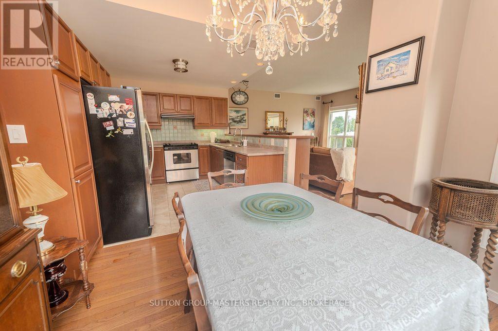 #112 350 WELLINGTON STREET - 20