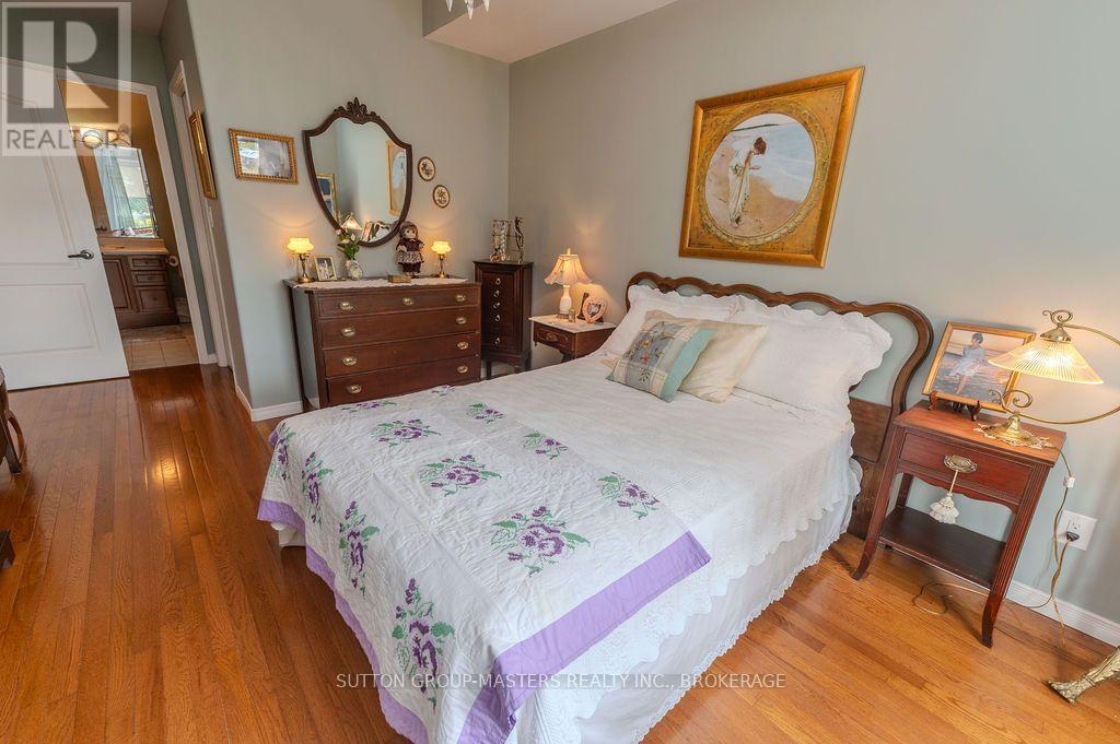 #112 350 WELLINGTON STREET - Image 23