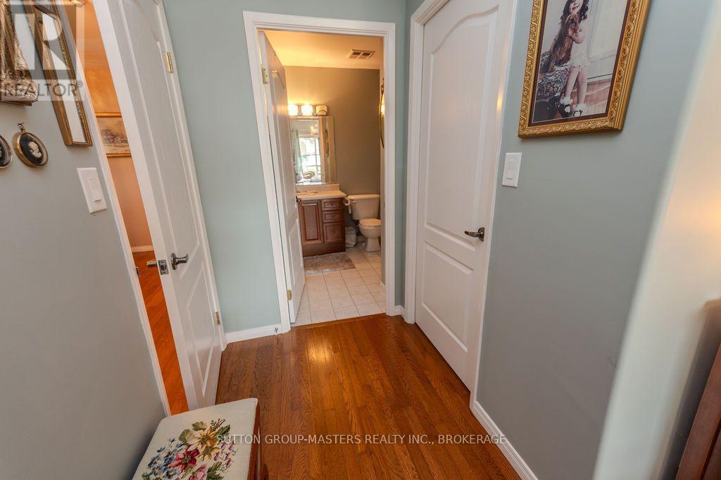 #112 350 WELLINGTON STREET - Image 24