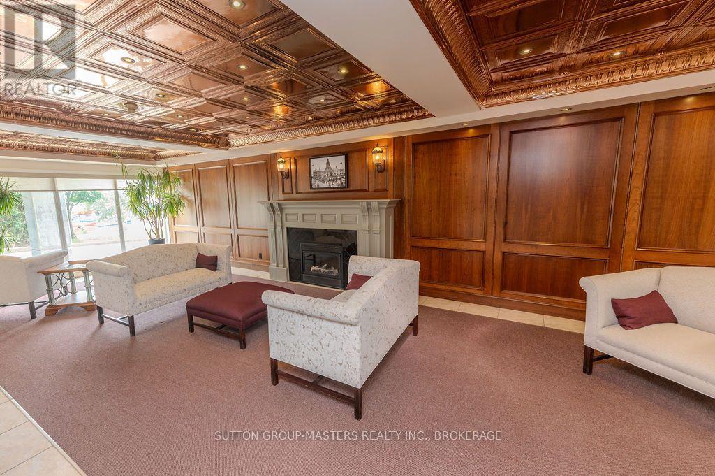 #112 350 WELLINGTON STREET - Image 4