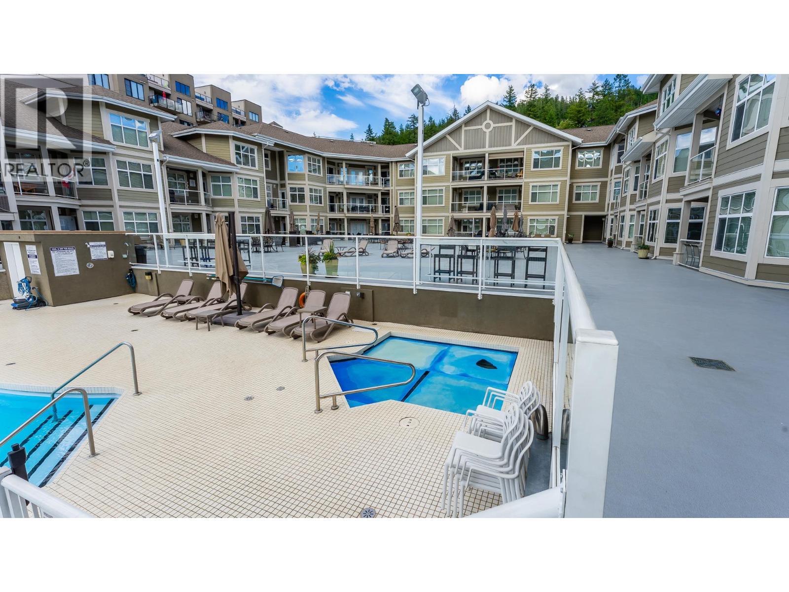#100 & 108 302 Mara Lake Lane - Image 13