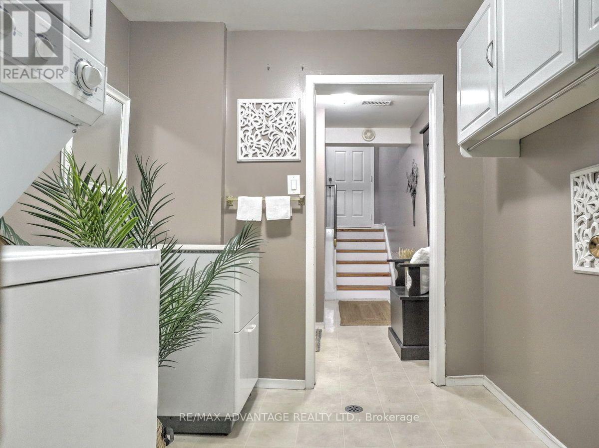#43 295 WILKINS STREET - 40