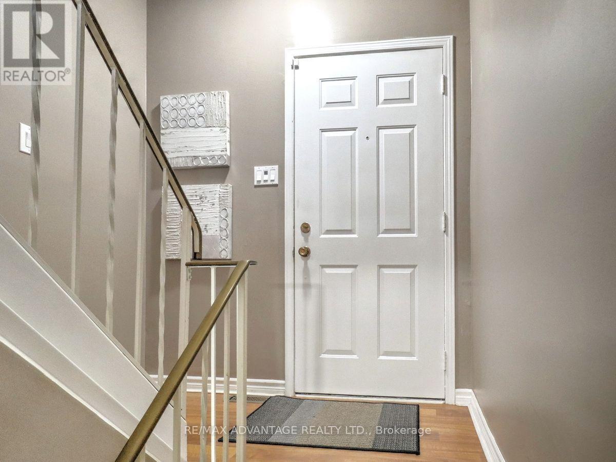 #43 295 WILKINS STREET - 44
